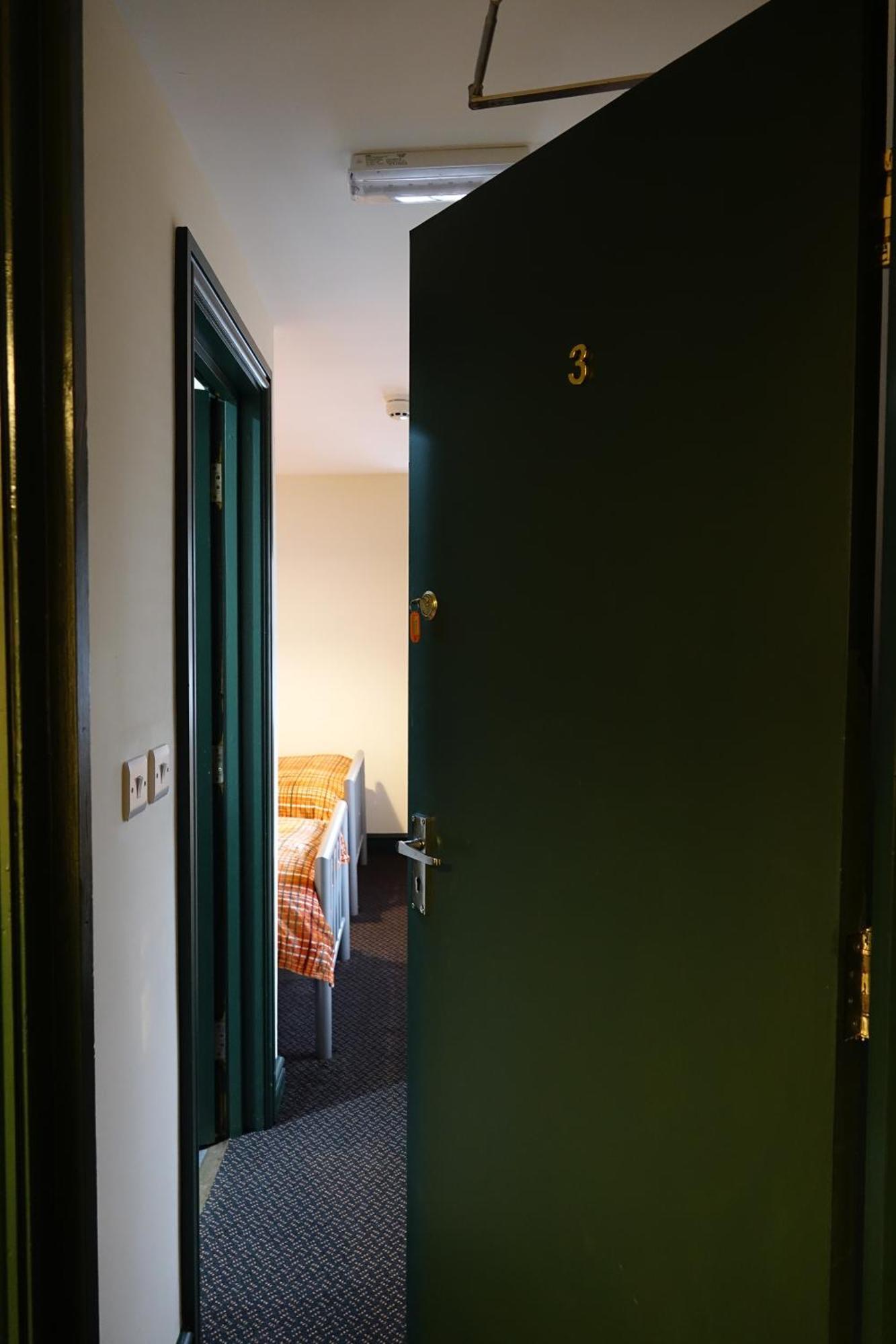 Y Gwydyr Hotel - Dolwyddelan Esterno foto