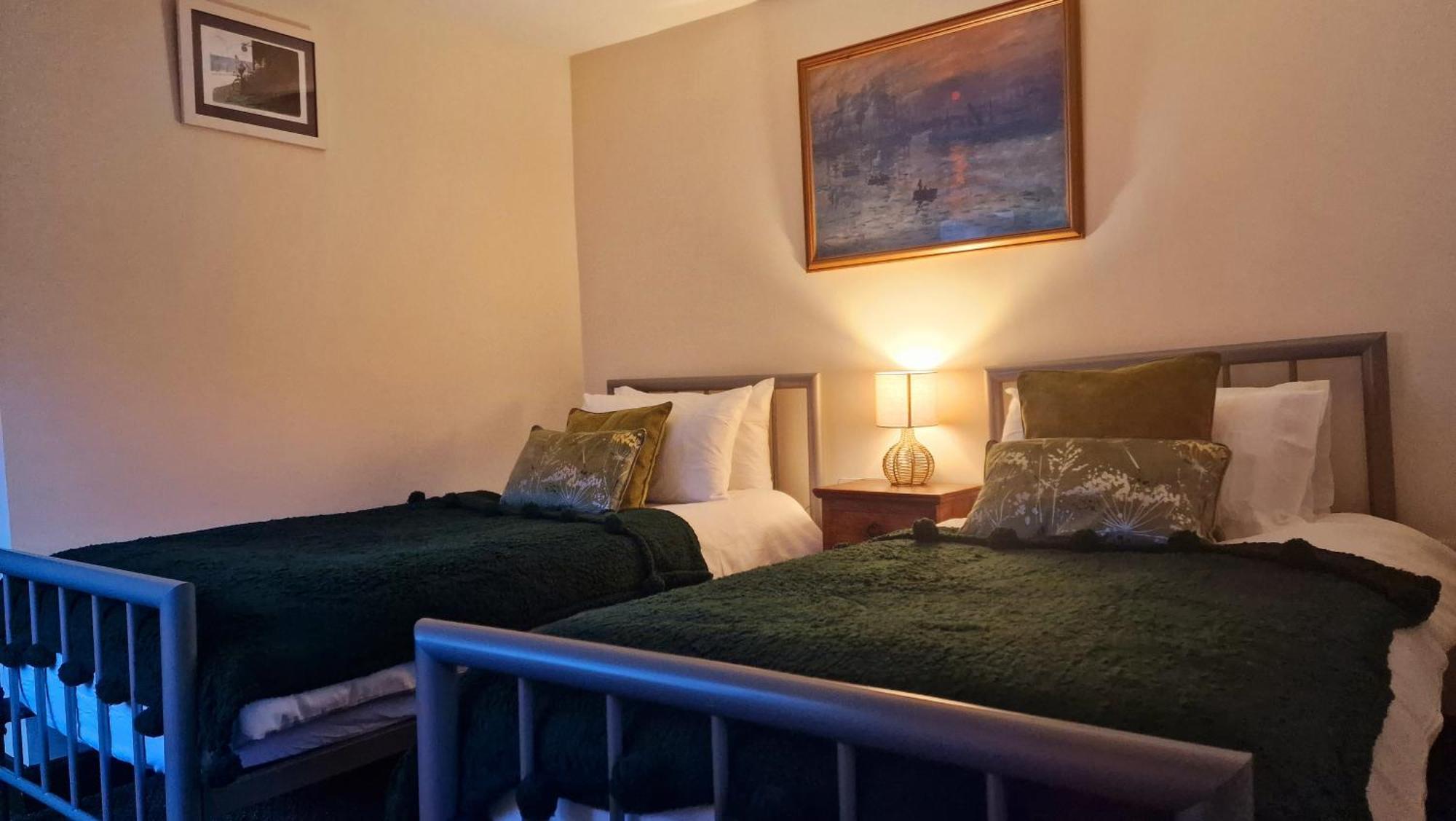 Y Gwydyr Hotel - Dolwyddelan Esterno foto